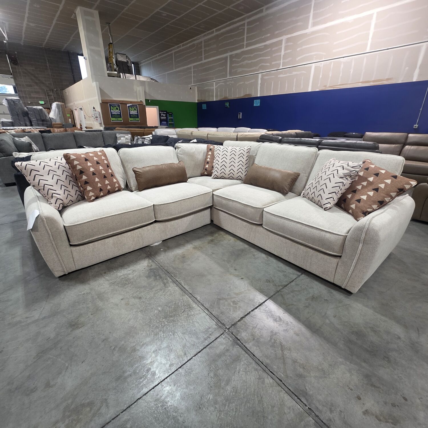 Living room furniture in stock at BoxDrop West Jordan 11