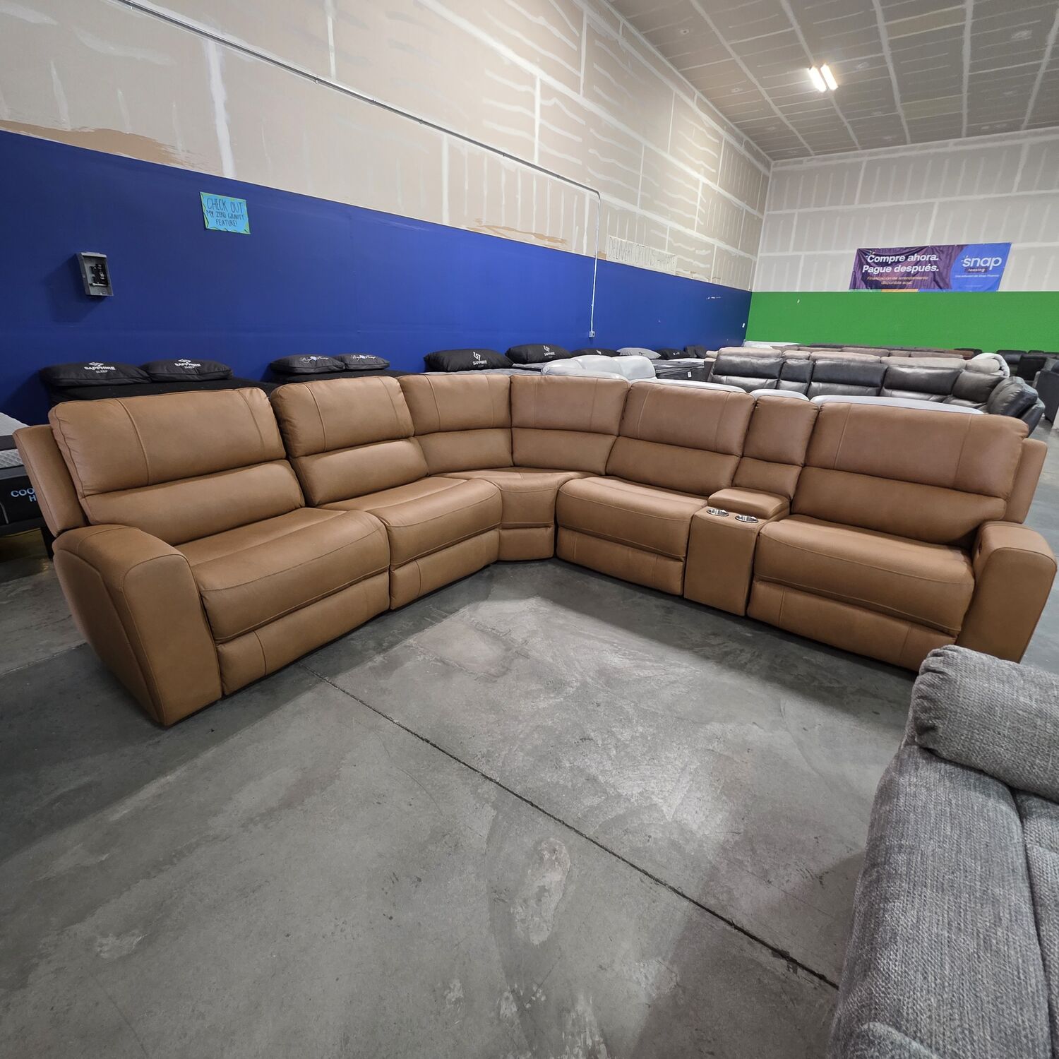Living room furniture in stock at BoxDrop West Jordan 20