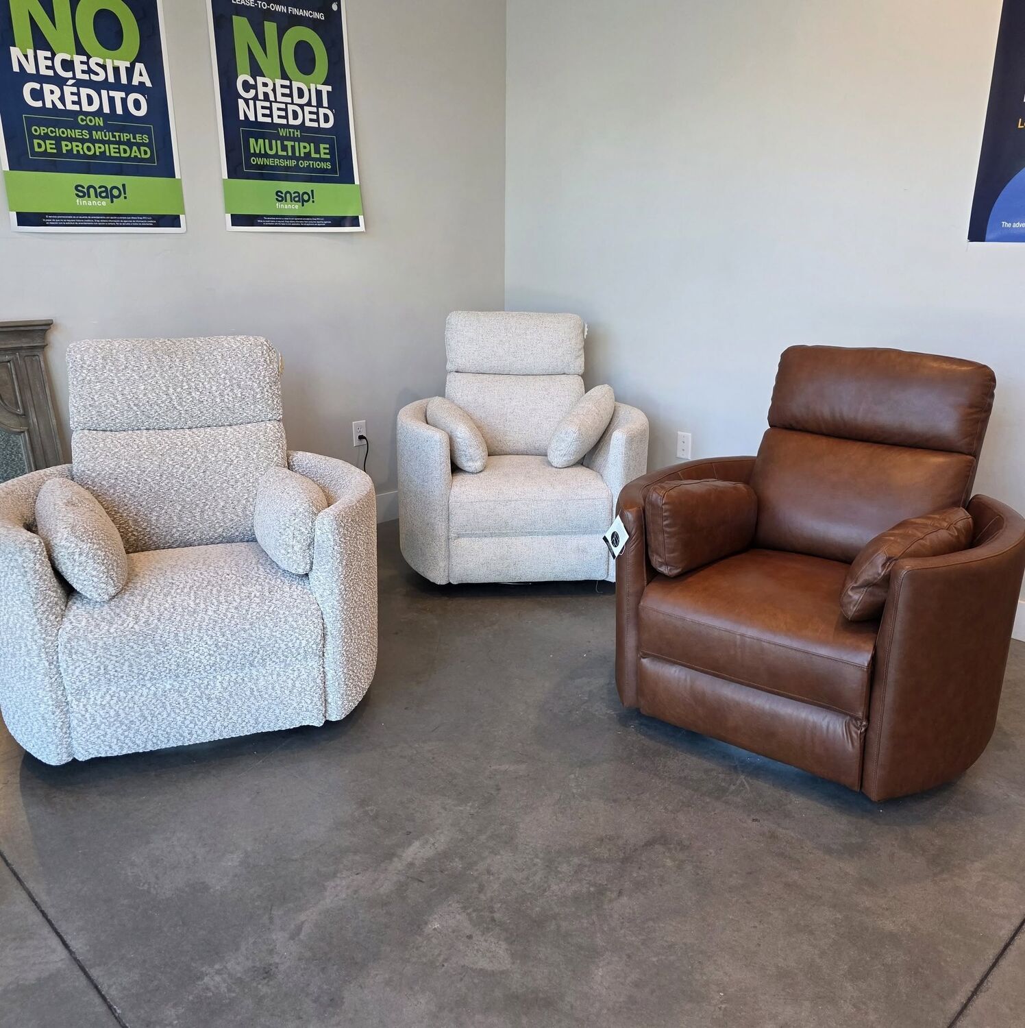 Living room furniture in stock at BoxDrop West Jordan 4